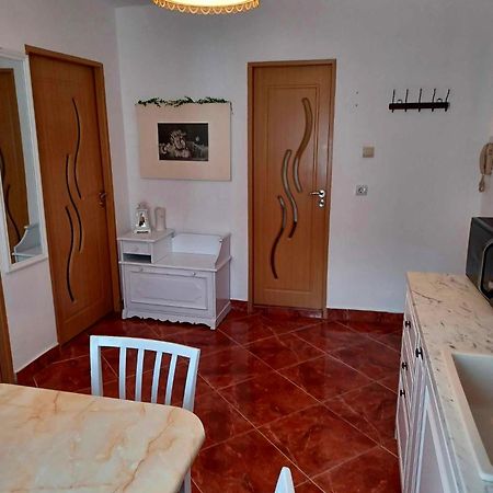 Appartamento Parc Side Apartament Bistriţa Esterno foto